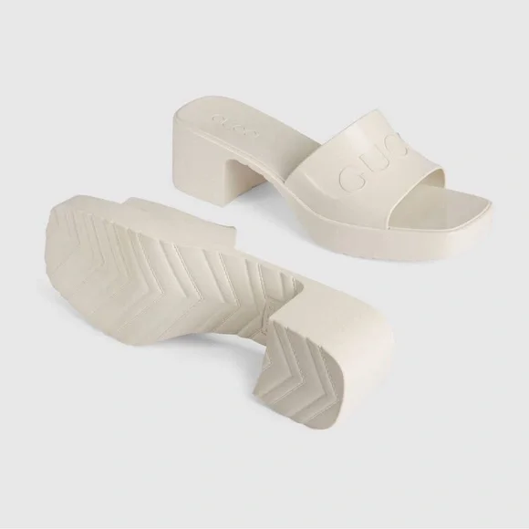 Gucci Women's Cream Slide Sandals - Picture 4 of 9